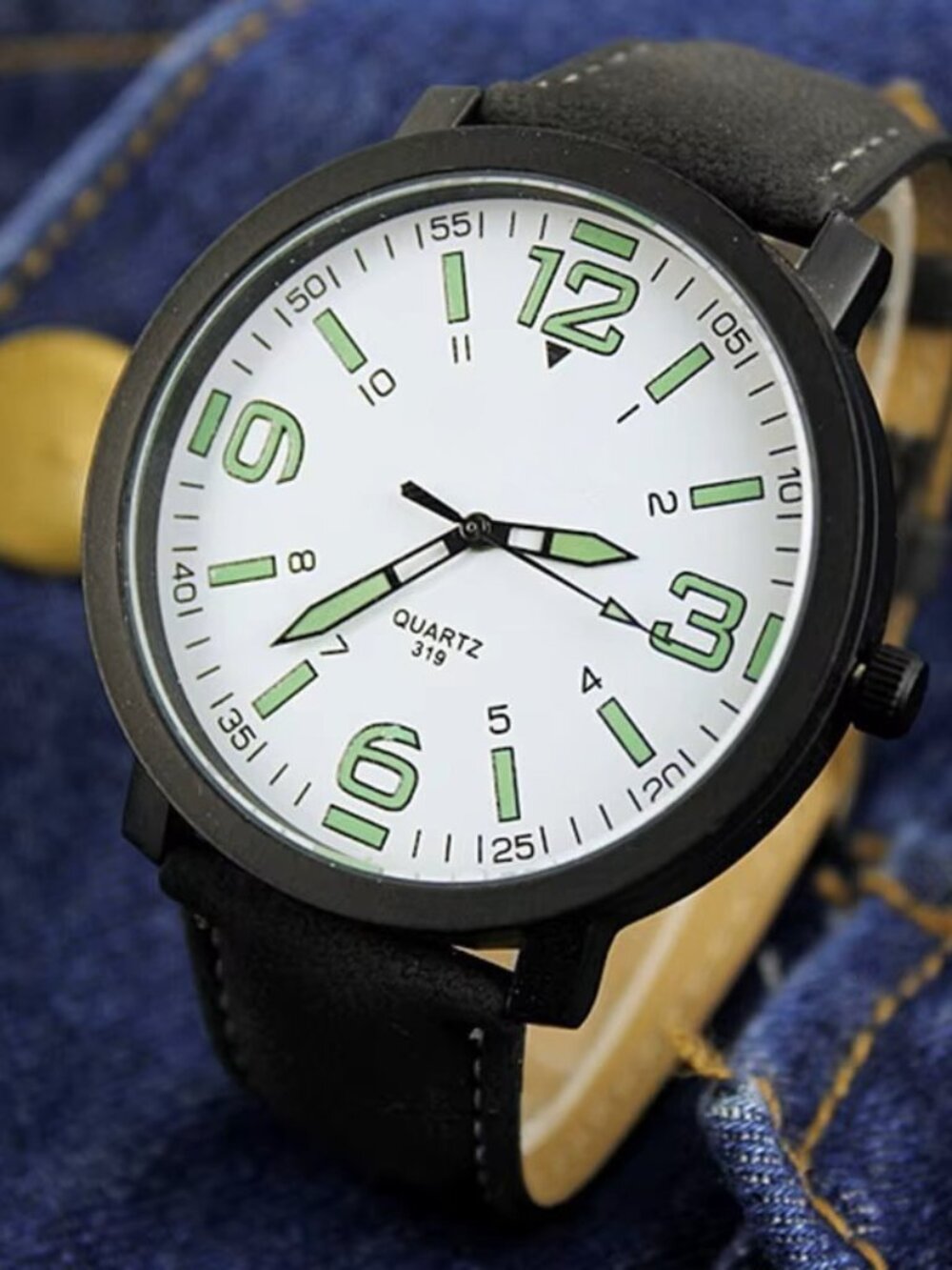 Military Style Luminous Glow Dial Quartz Analog Watch Black Band White Case Mens